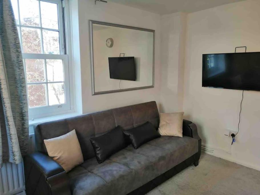 Entire Flat In Kings Cross Daire Londra Dış mekan fotoğraf
